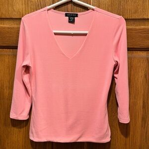 Carilyn Vaile Vibrant Pink Stretchy V-Neck 3/4 Sleeves Top - Size Medium